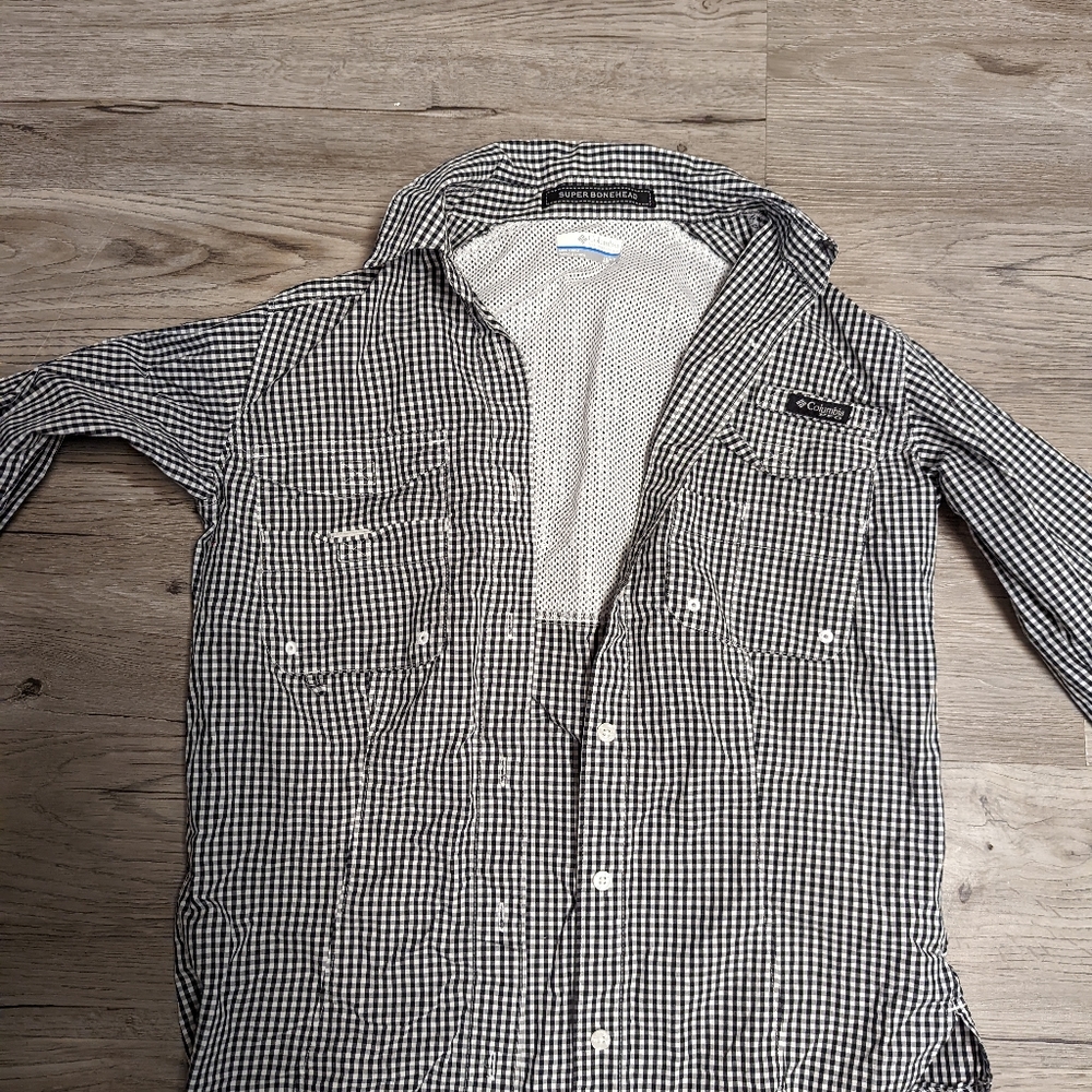 NWOT, Columbia PGF active button down, xs